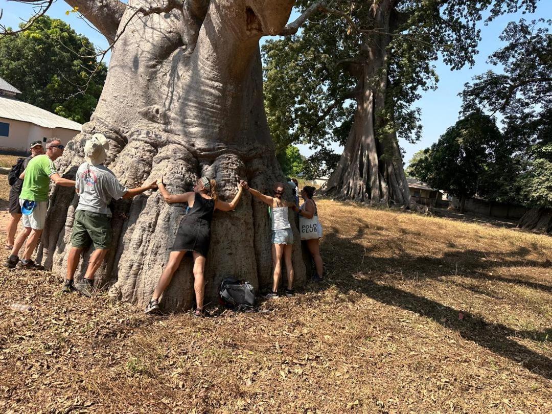 Pombo Kunda Villa Sanyang Luaran gambar